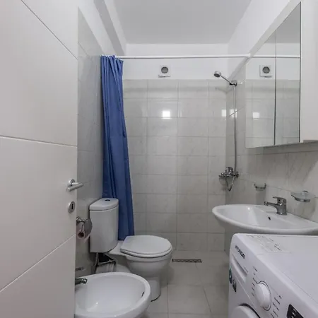 Sea Breeze Pines Retreat By Ps Golem (Tirana)